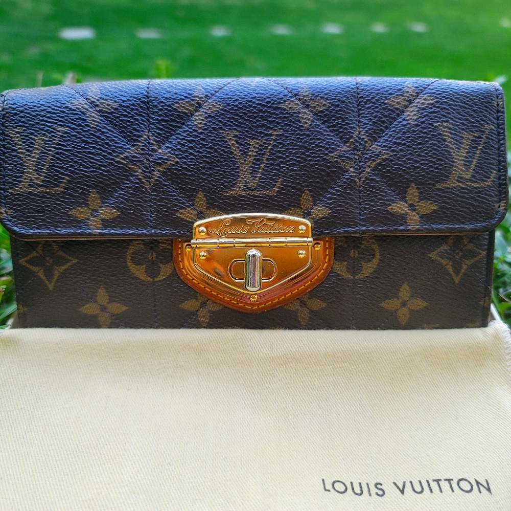 SaLE⚠ 💯 AuthentiLouis Vuitton Etoile Sarah Wallet